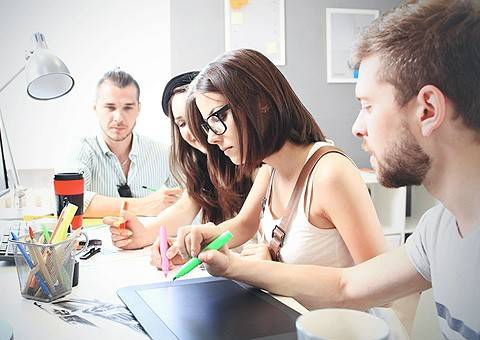 目前，還有很多的營銷策劃企業(yè)